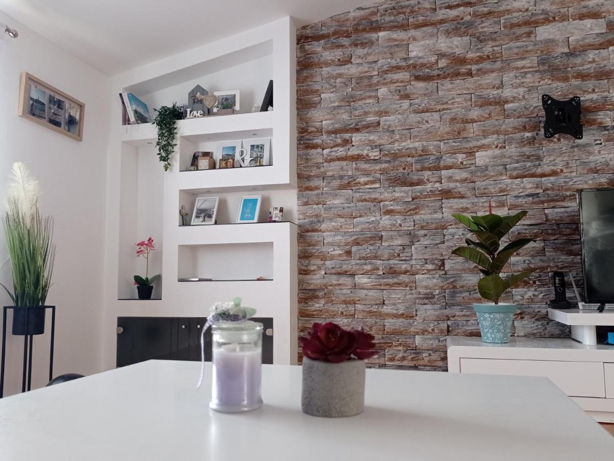Apartment Matej Stobreč Buitenkant foto